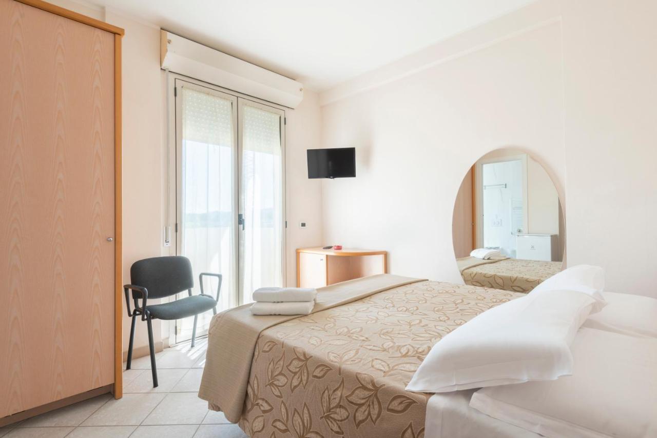 Hotel Residence Imperial Misano Adriatico Luaran gambar