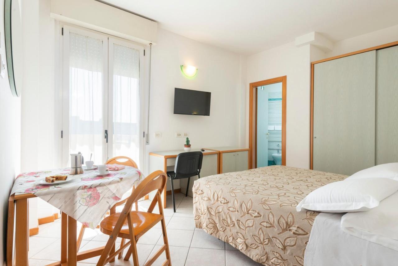 Hotel Residence Imperial Misano Adriatico Luaran gambar