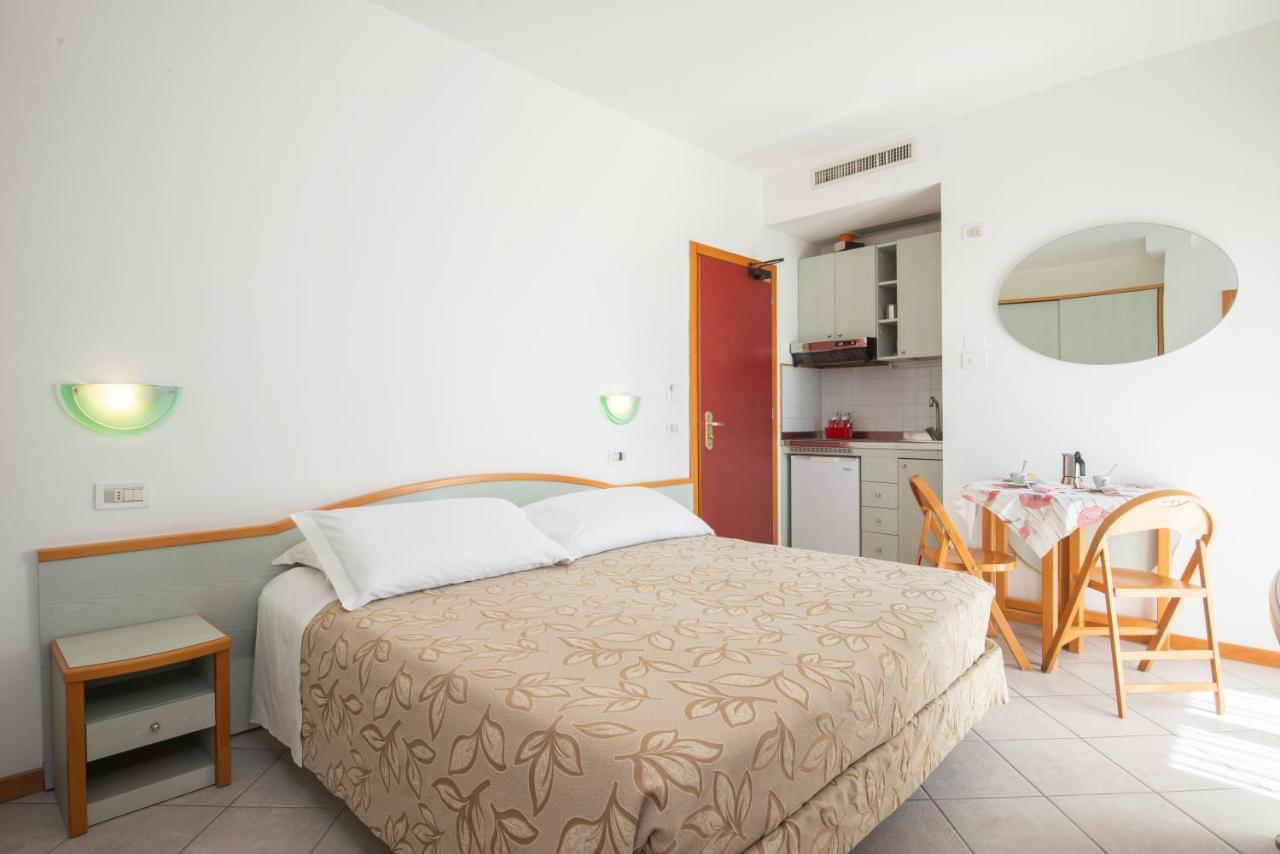 Hotel Residence Imperial Misano Adriatico Luaran gambar